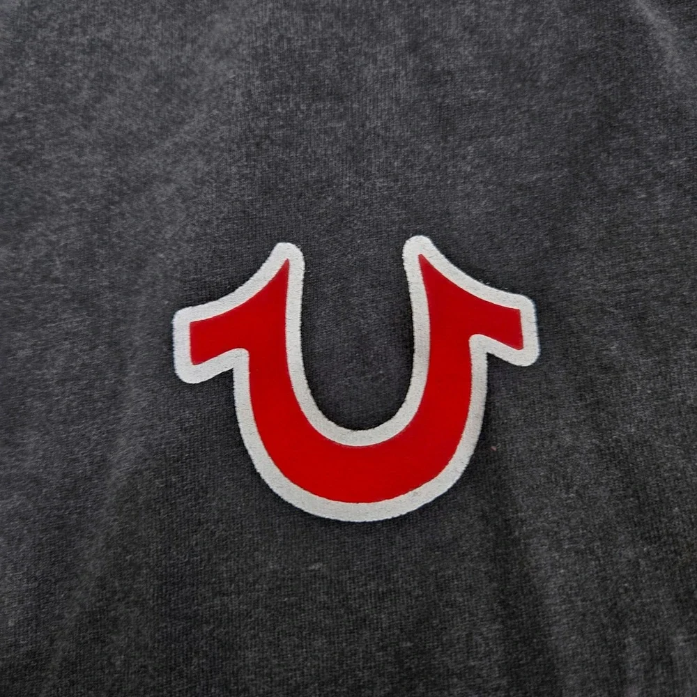 True Religion Mens L T-Shirt Black Red Horseshoe Logo Buddha Guitar Graphic Flaw